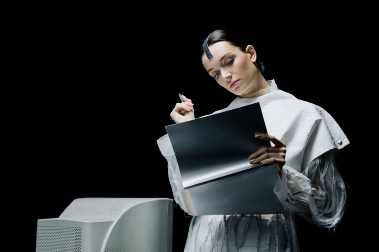 Lovart AI - Professional AI Tools for Creative Professionals